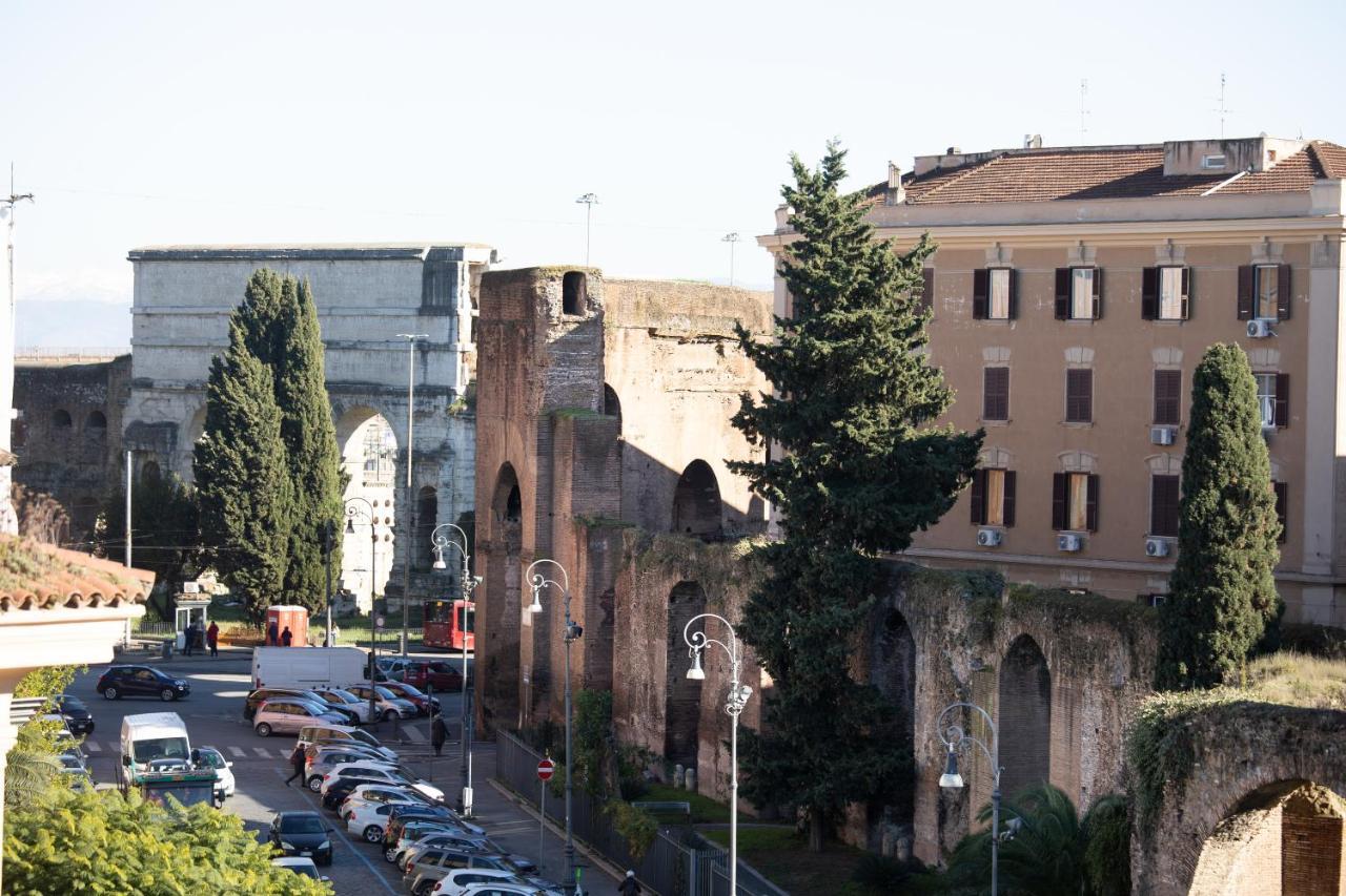 Hotel The Cross Roma
