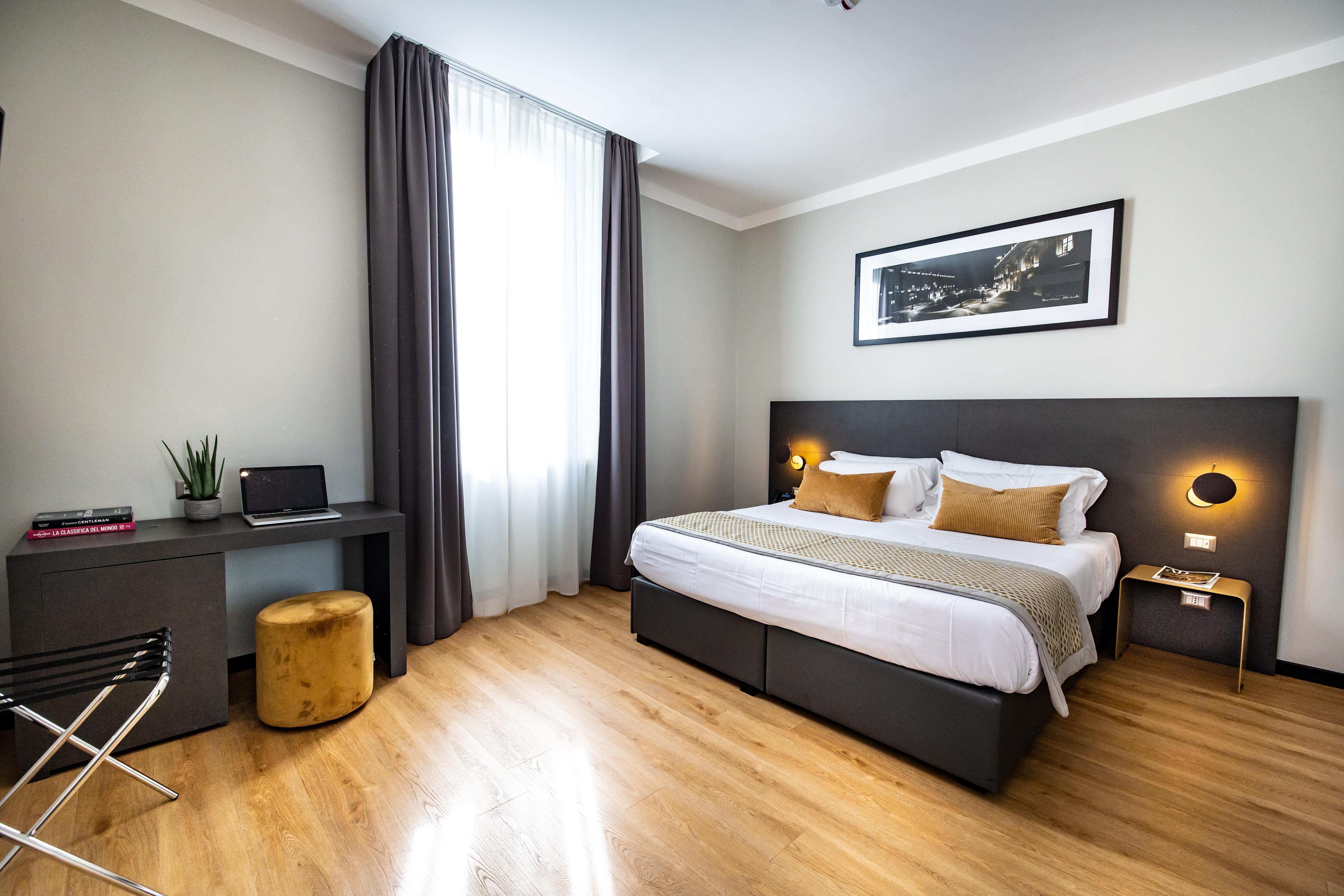 Hotel The Cross Roma