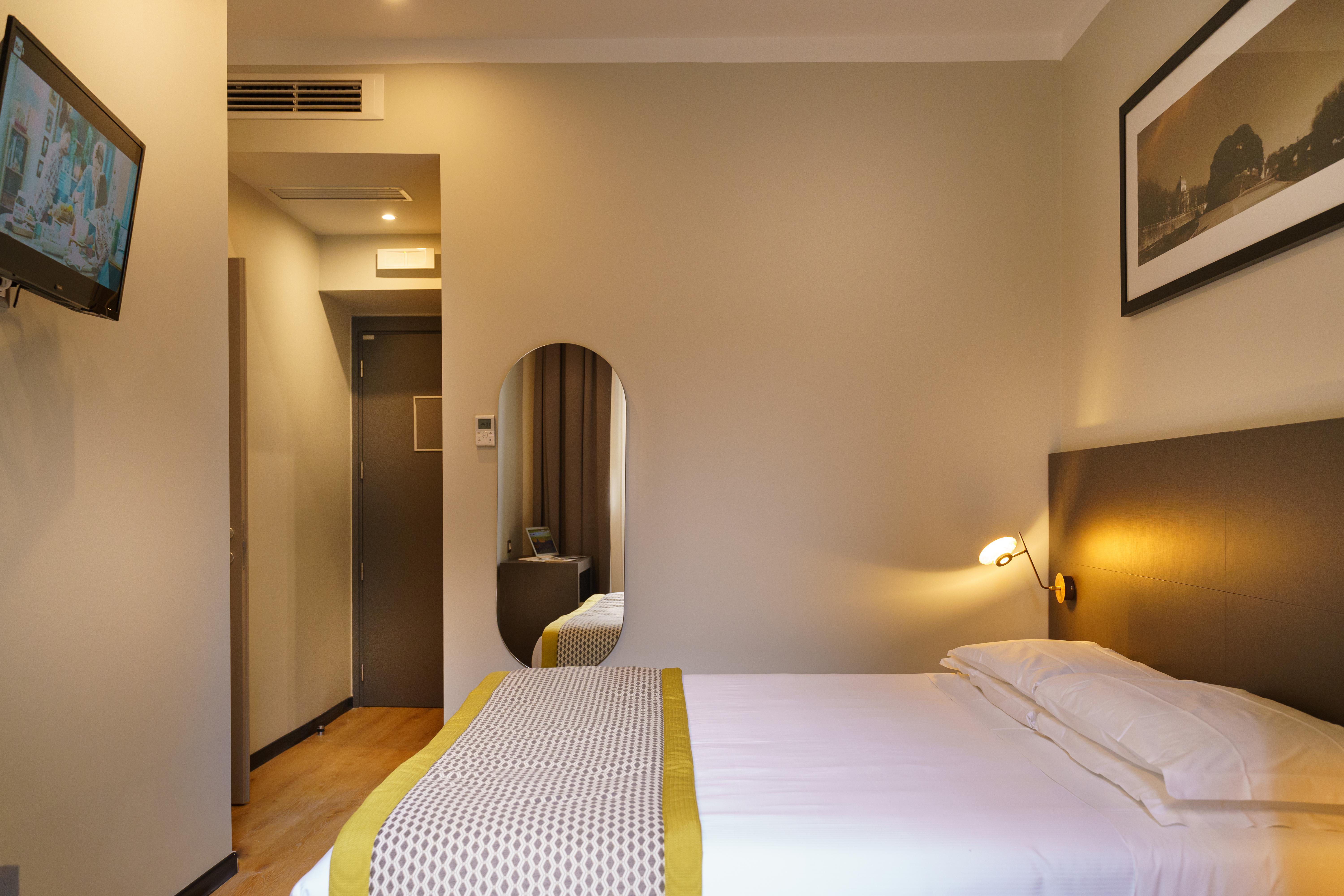 Hotel The Cross
